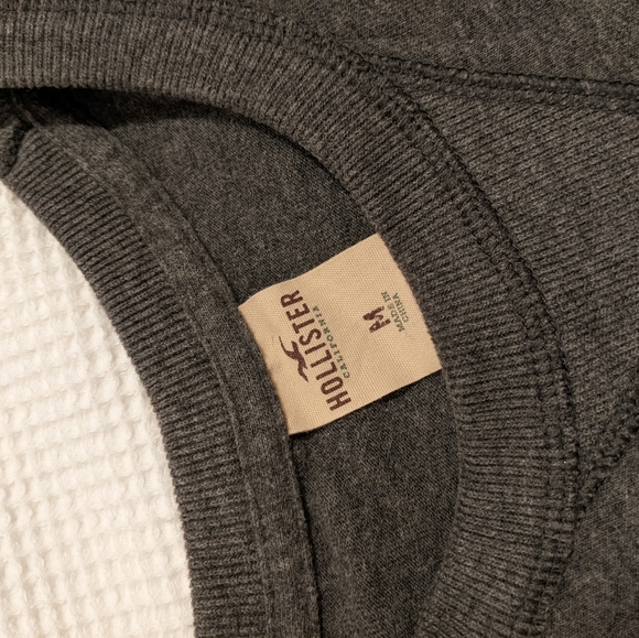 Hollister Surfing Team t-shirt - Picture 4 of 5